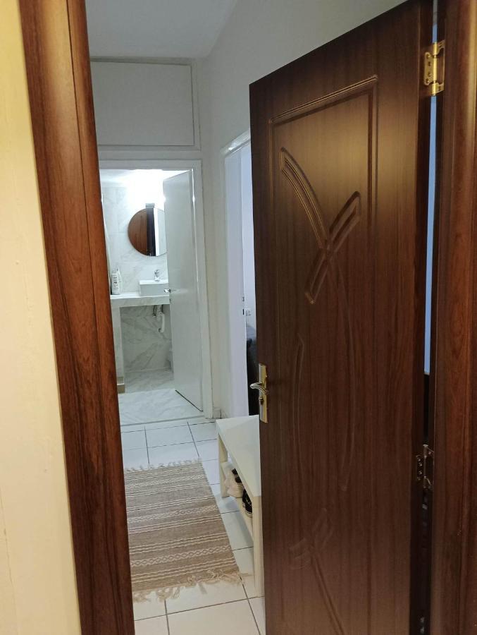 Apartment In The Center Near The Sea Kavala Esterno foto